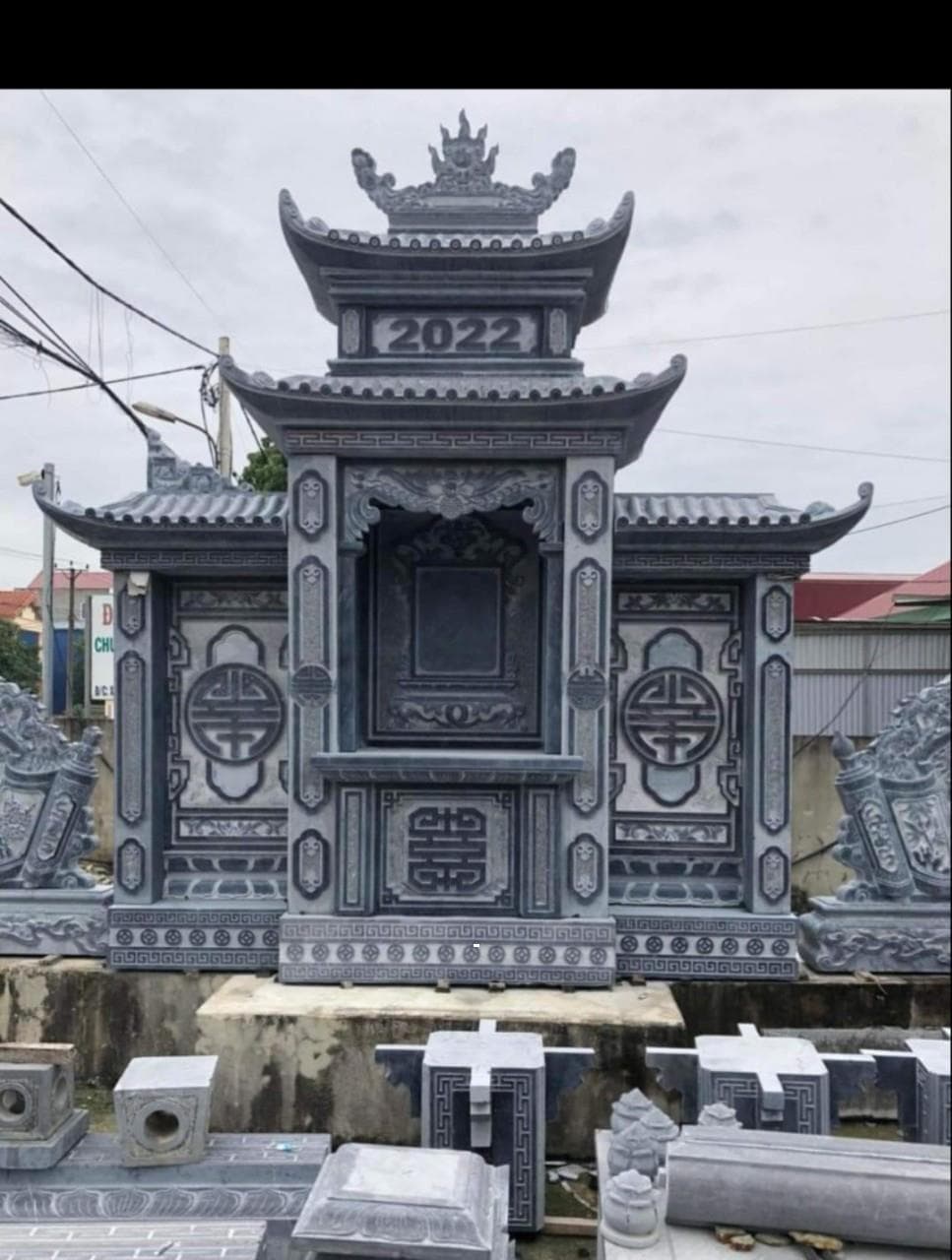 lăng cánh xanh đen - Lăng Mộ Đá Trường Thành