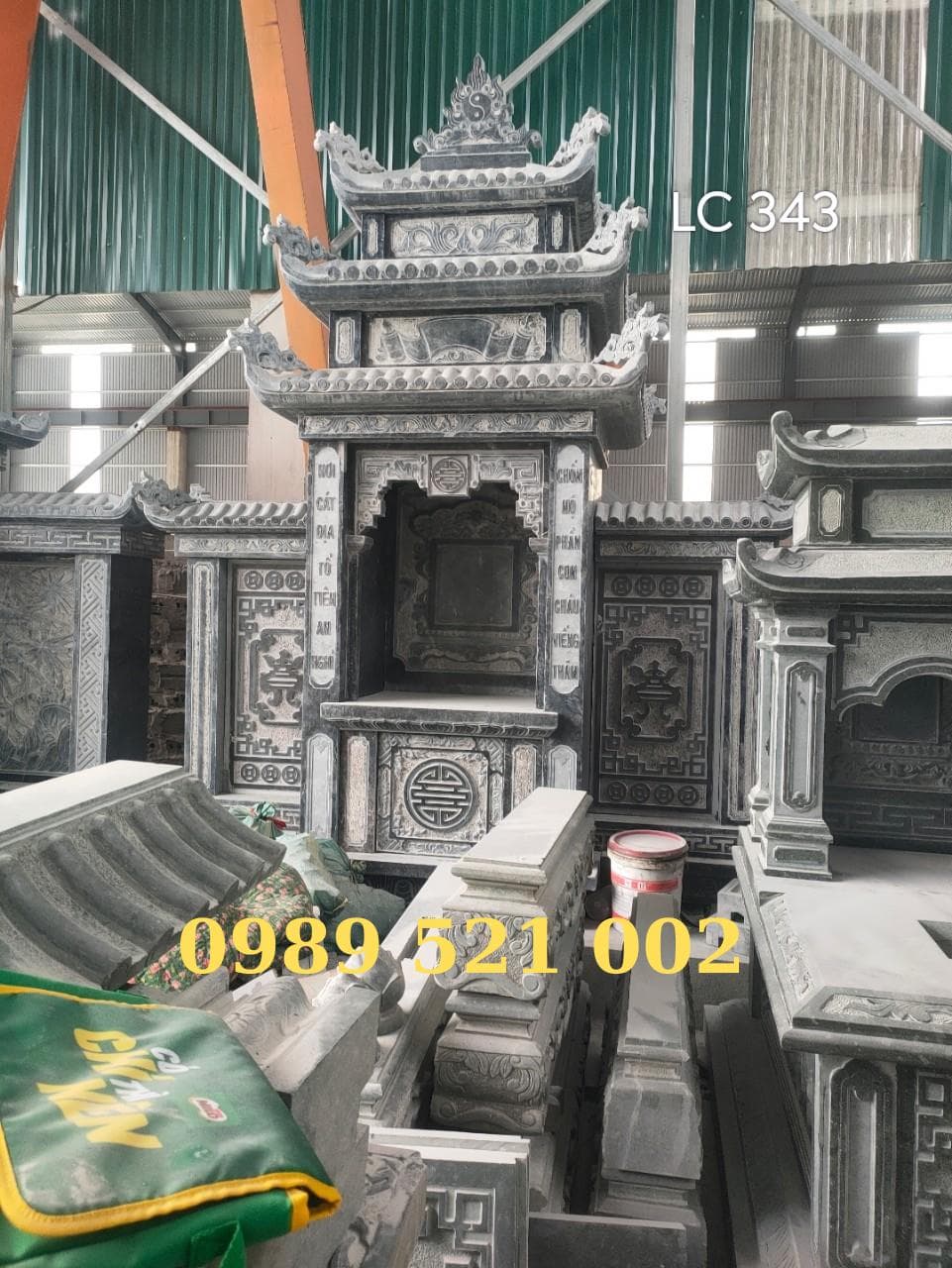 Lăng cánh đá xanh đen - Lăng Mộ Đá Trường Thành