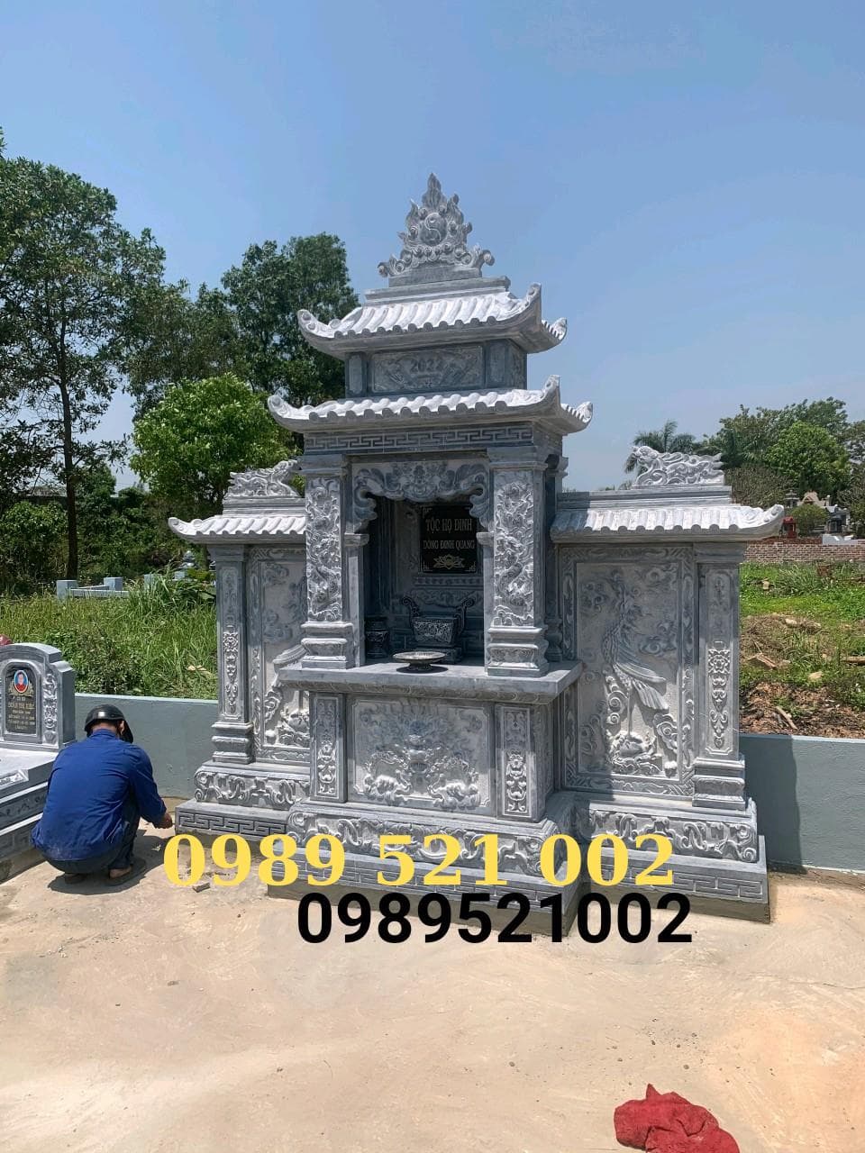 Lăng mộ đá xanh đen hai mái - Lăng Mộ Đá Trường Thành