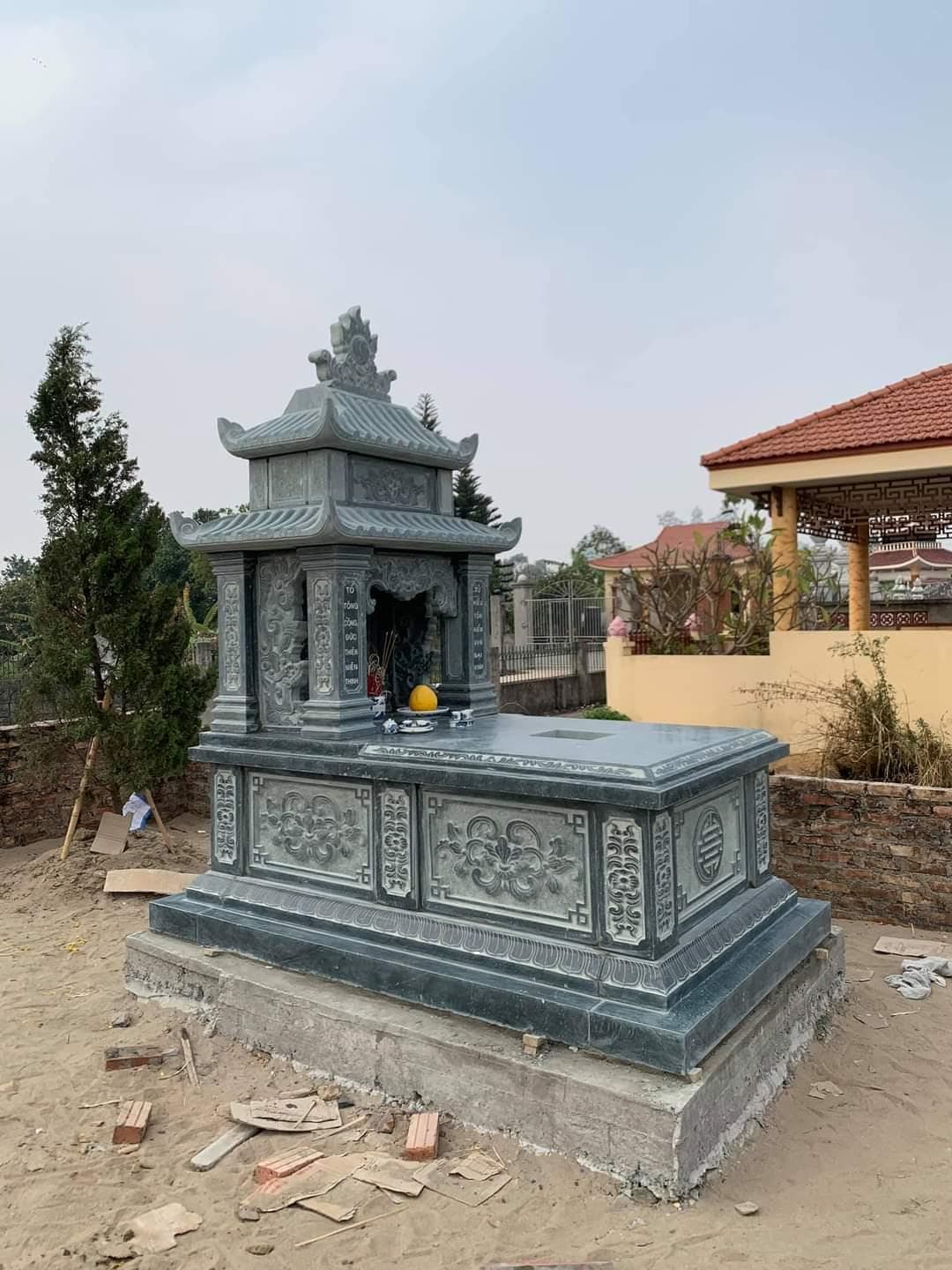 mộ 2 mái - Lăng Mộ Đá Trường Thành