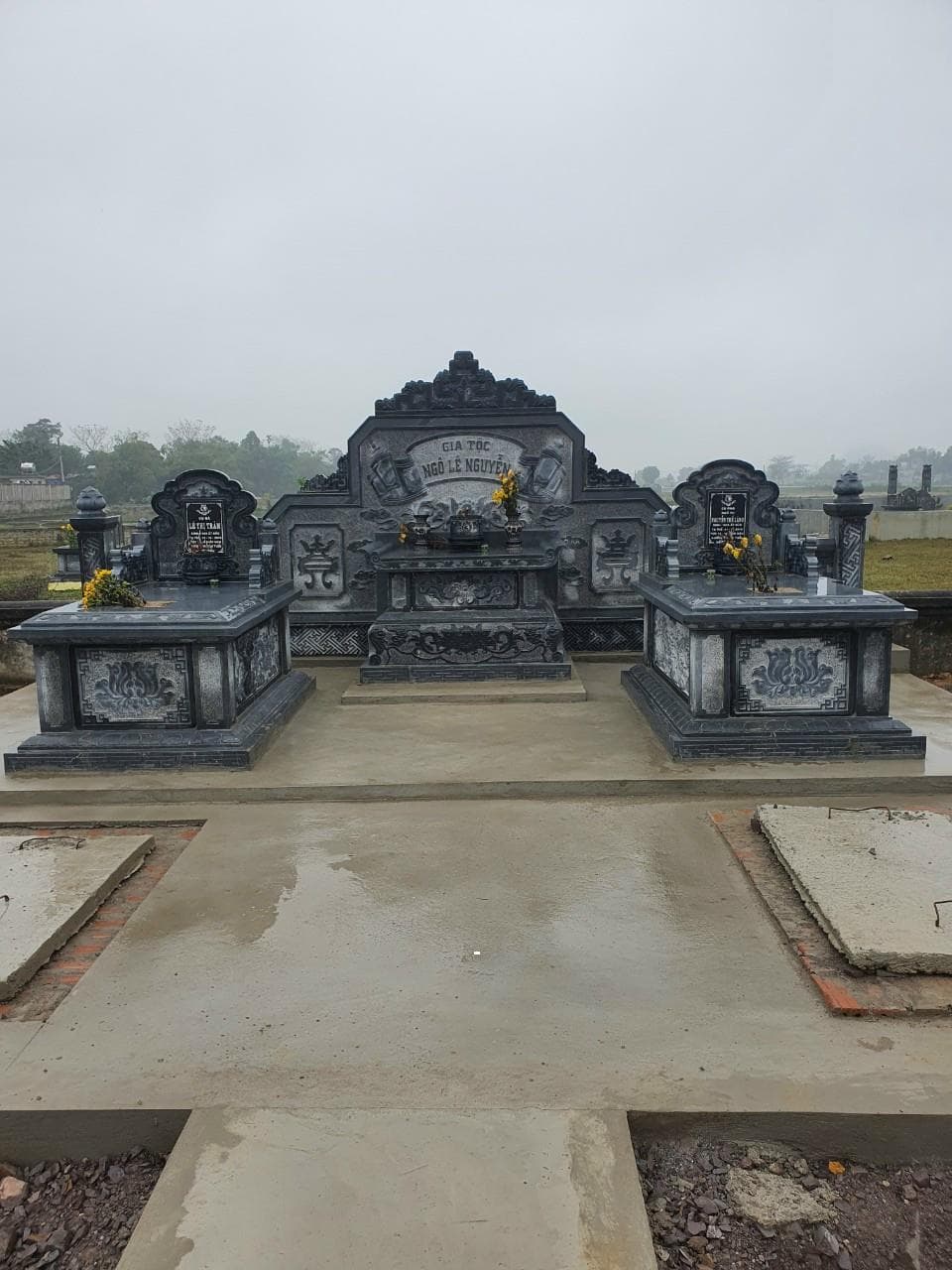 Mộ bành đá đen MB 104 - Lăng Mộ Đá Trường Thành