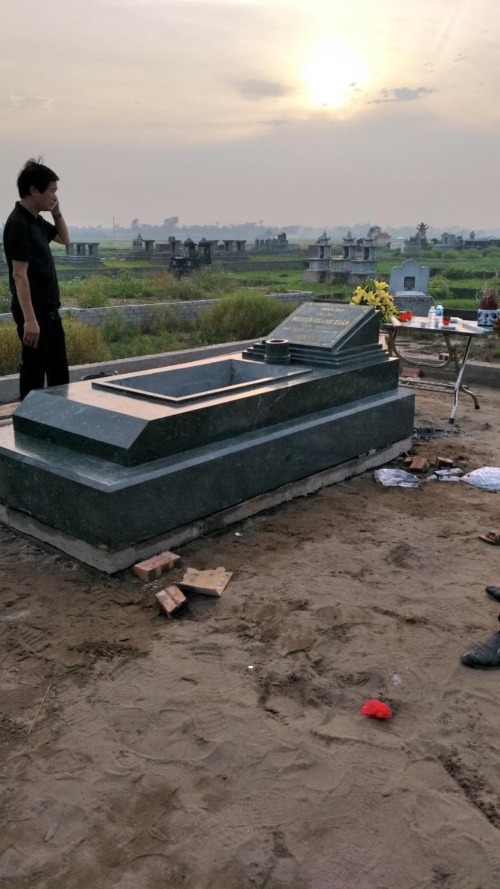 Mộ bành đá xanh rêu MB 392 - Lăng Mộ Đá Trường Thành