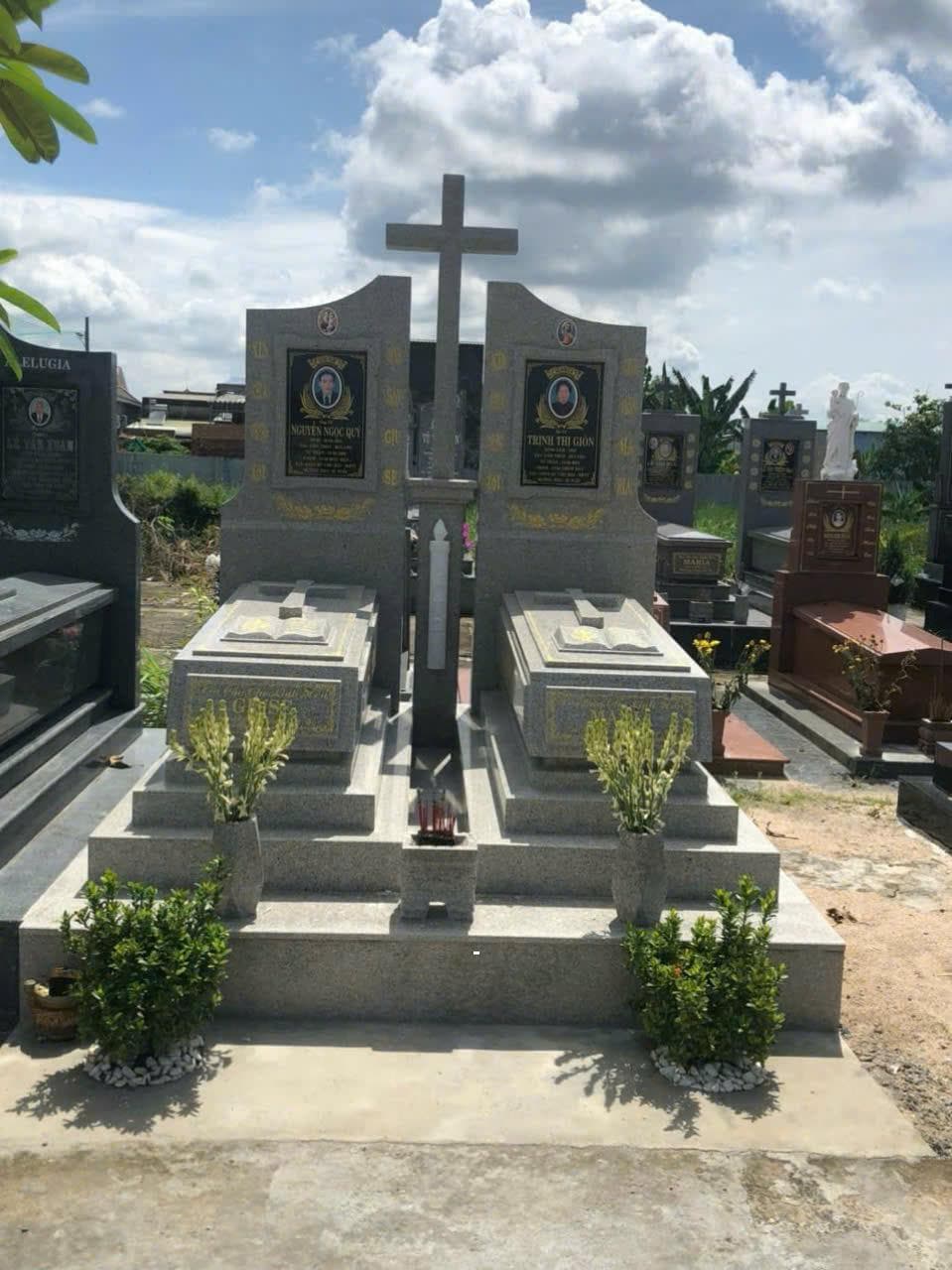 Mộ bành đôi công giáo MB 984 - Lăng Mộ Đá Trường Thành