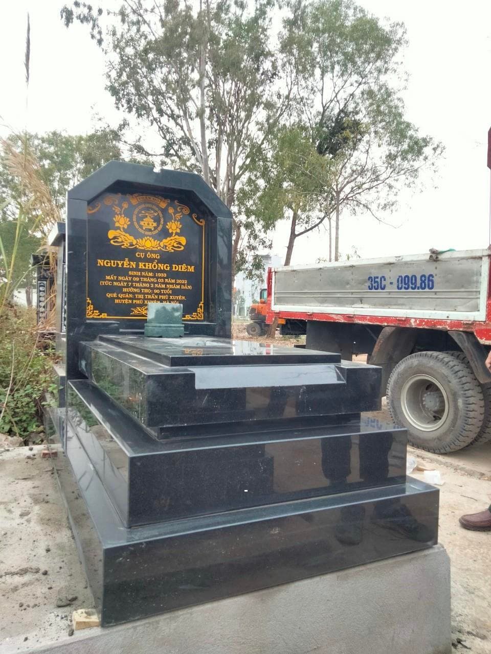 Mộ bành vòm đá granit MV 105 - Lăng Mộ Đá Trường Thành