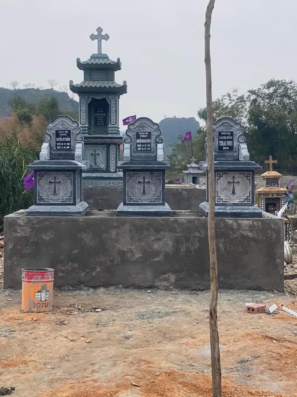 Mộ công giáo CG 956 - Lăng Mộ Đá Trường Thành