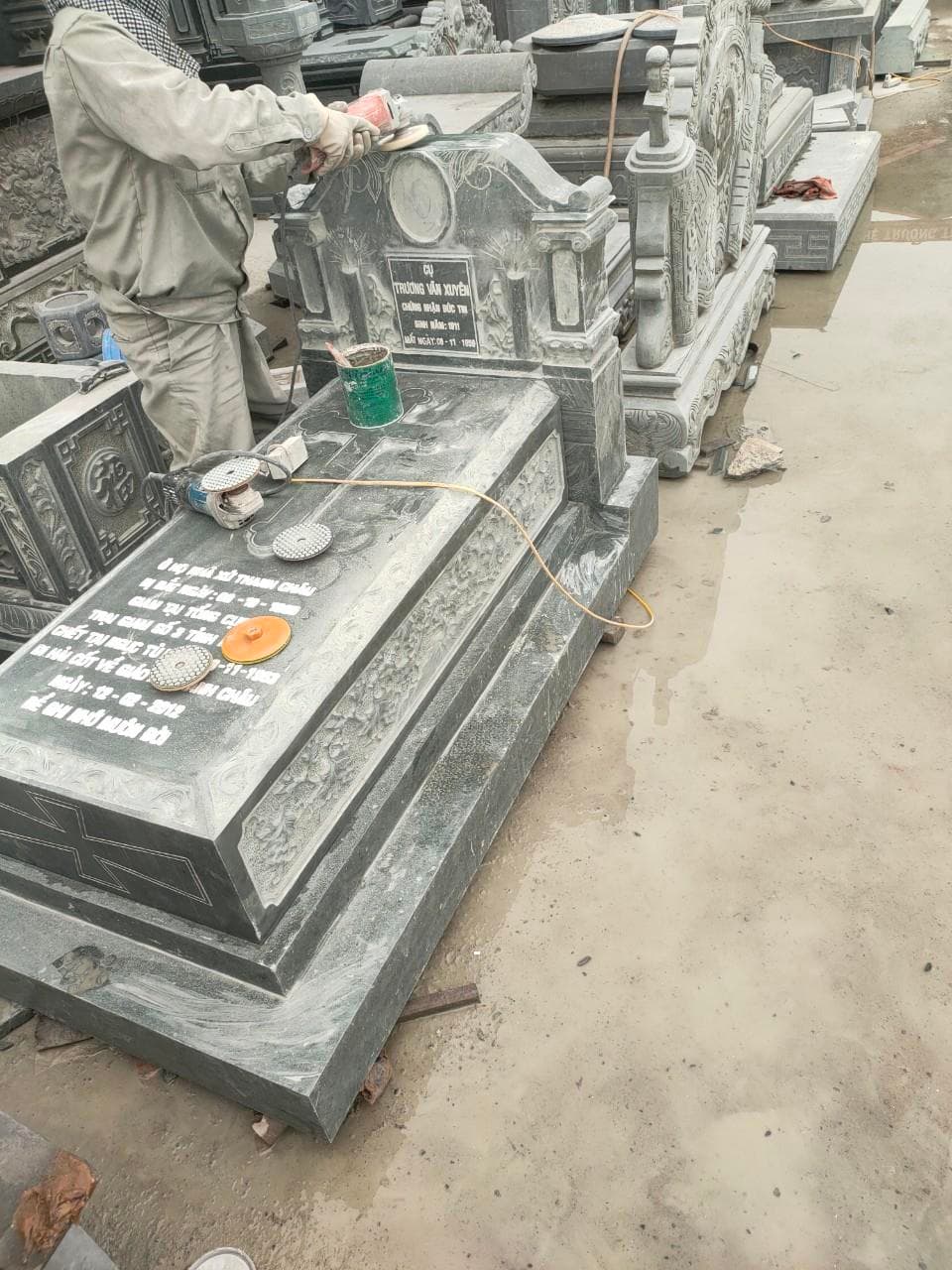 Mộ công giáo xanh rêu TC 145 - Lăng Mộ Đá Trường Thành