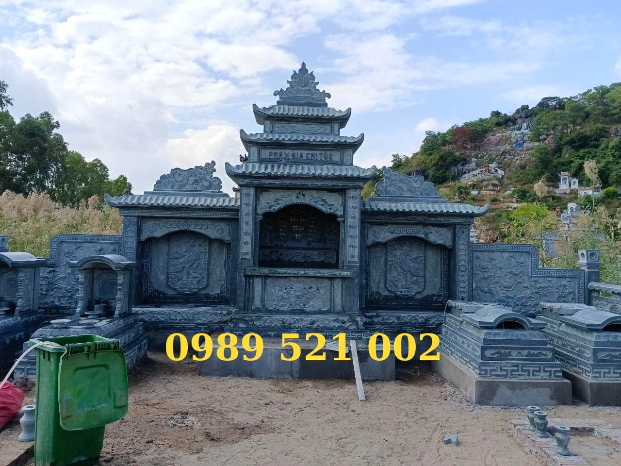 Mộ đá ba mái - Lăng Mộ Đá Trường Thành