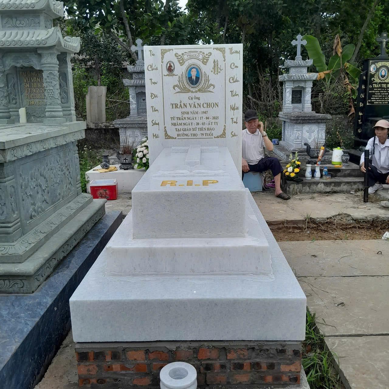 Mộ đá trắng MB 1210 - Lăng Mộ Đá Trường Thành