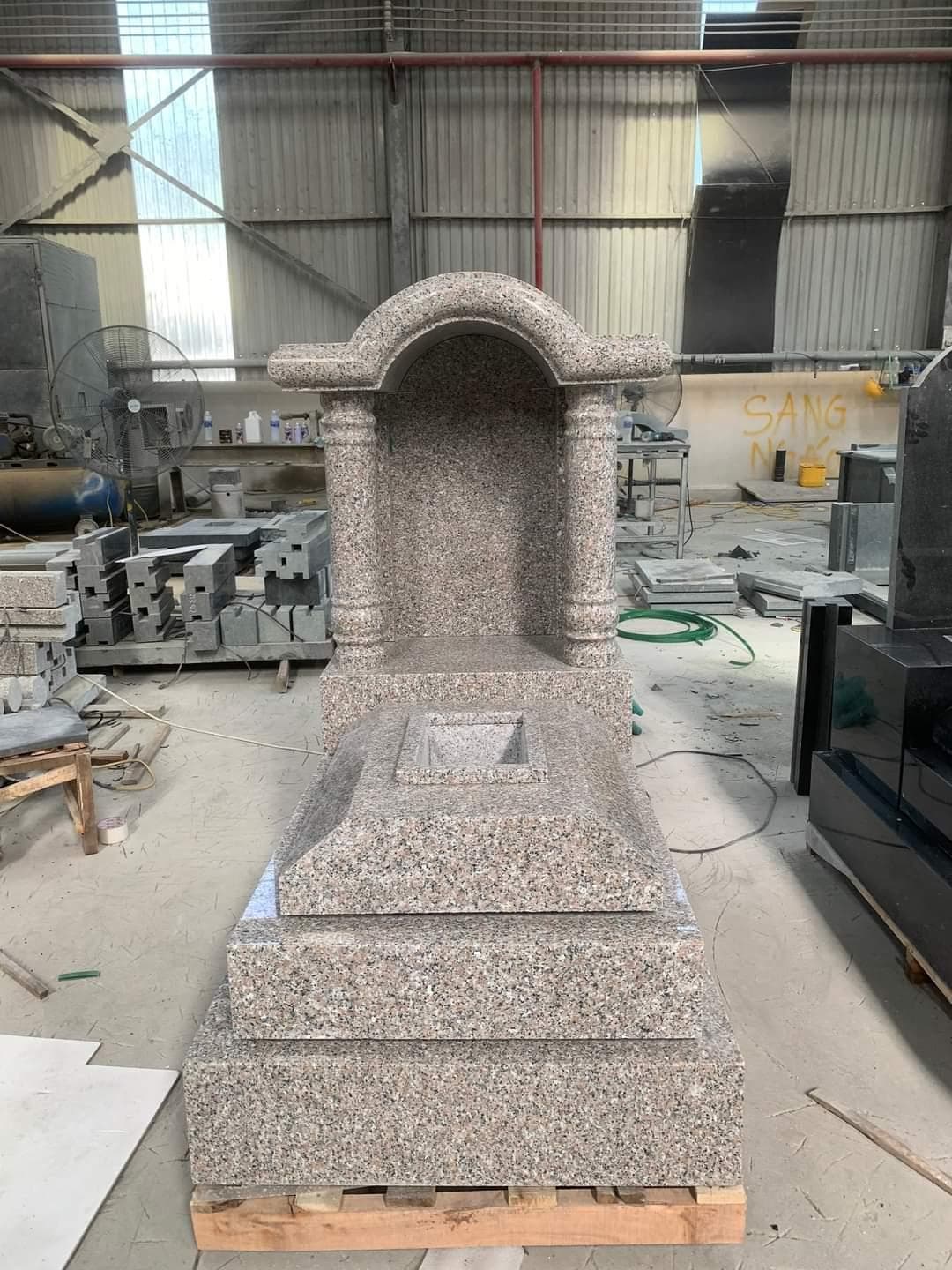 Mộ mái vòm đá granite - Lăng Mộ Đá Trường Thành
