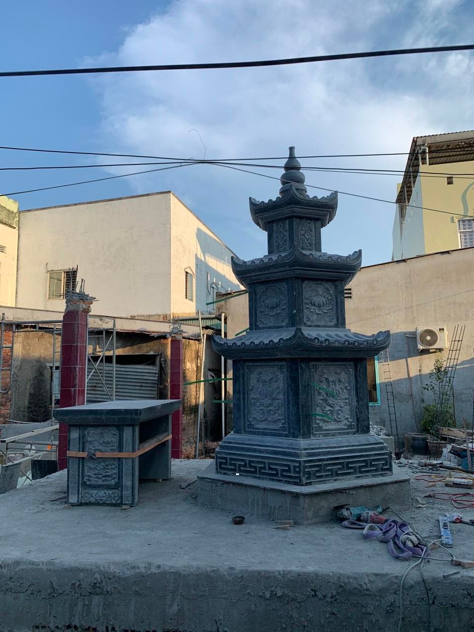 mộ tháp đá xanh đen MT 880 - Lăng Mộ Đá Trường Thành