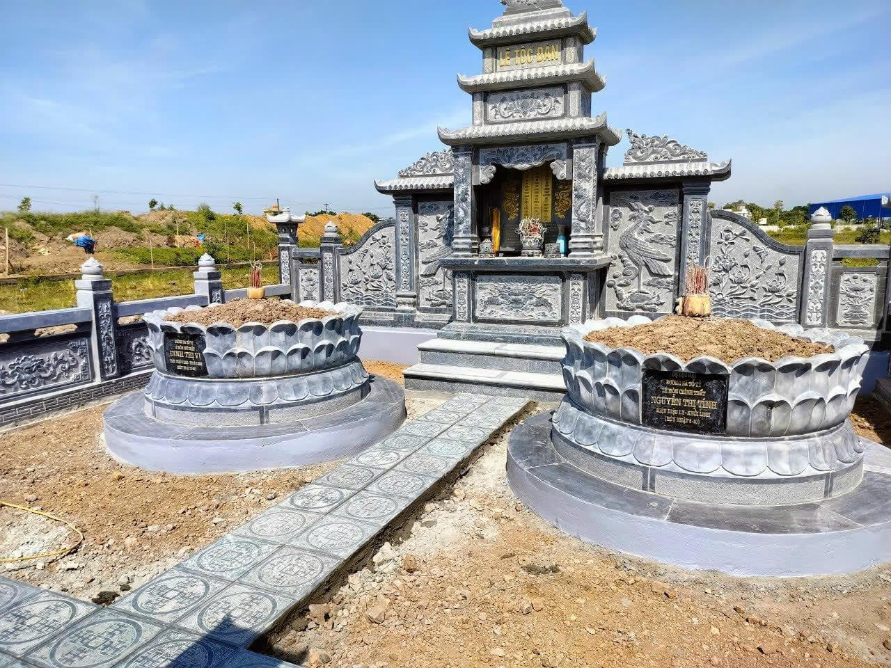 Mộ tròn đá xanh đen mt 982 - Lăng Mộ Đá Trường Thành